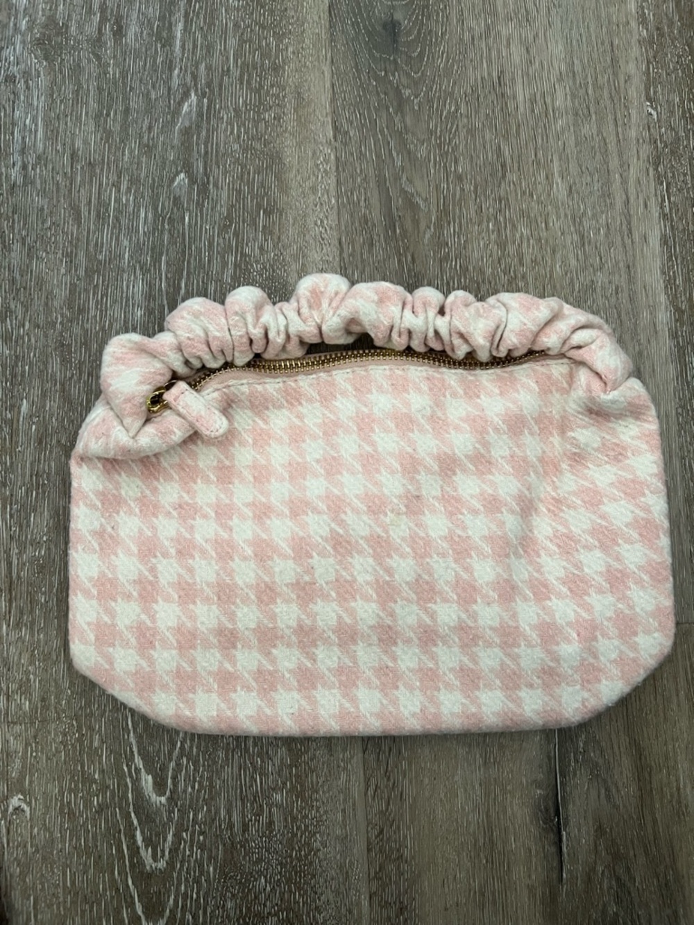 Stoney Clover Lane Pink & White Houndstooth Ruched Handle Clutch